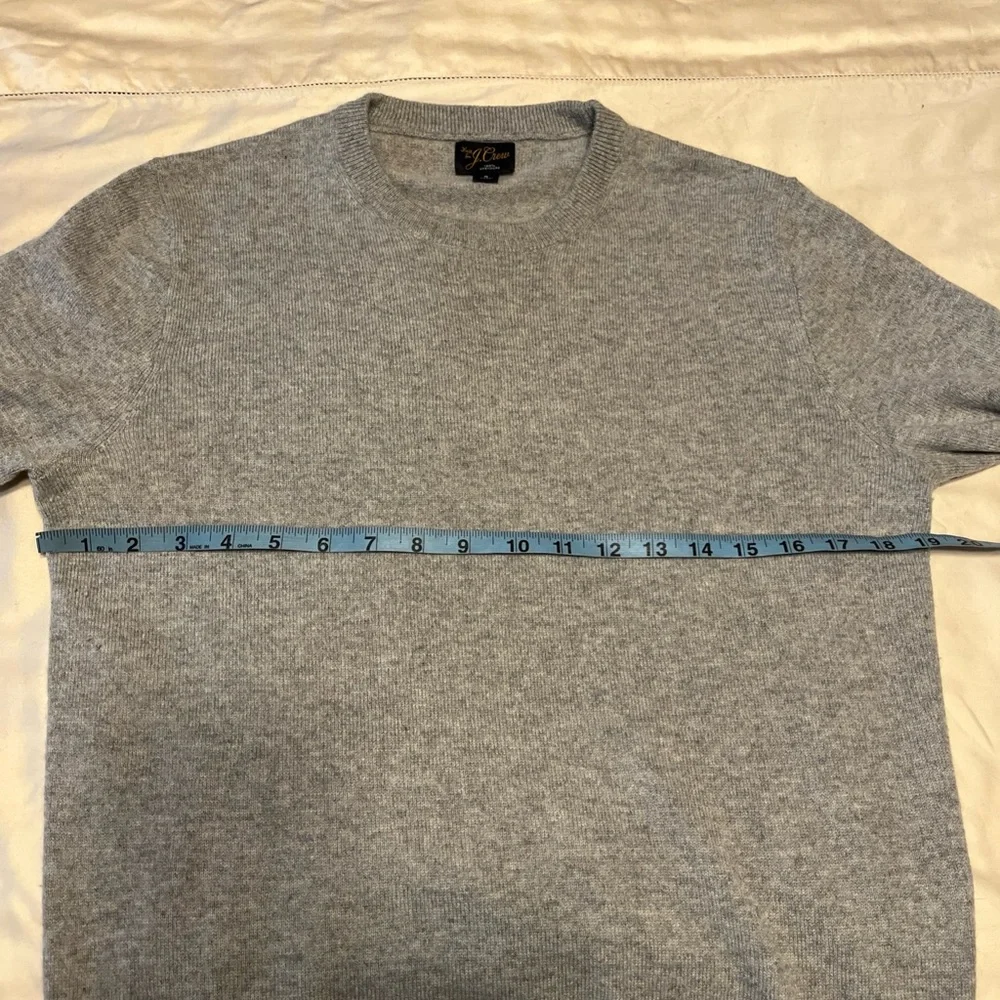 J. Crew Men's 100% Cashmere Crew Neck Pullover Gray Style BE895 Size Small